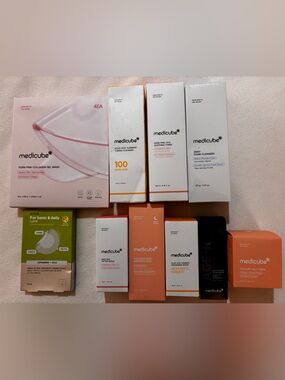 MEDICUBE SKINCARE 10PC LOT | BUNDLE DEAL!  NEW!